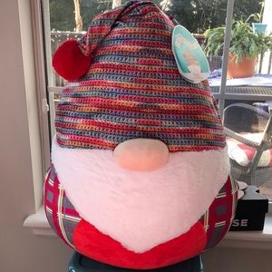Brand new gnome squishmallow